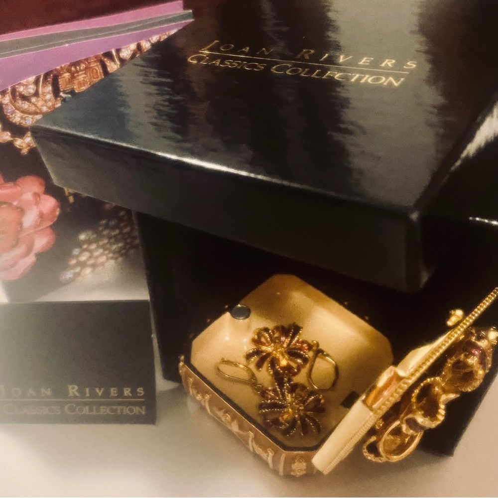 Joan Rivers keepsake box